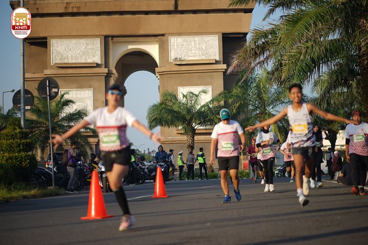 Race photo from Kediri Half Marathon 2024