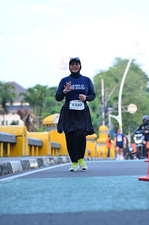 Race photo from KEMLU RUN 2025
