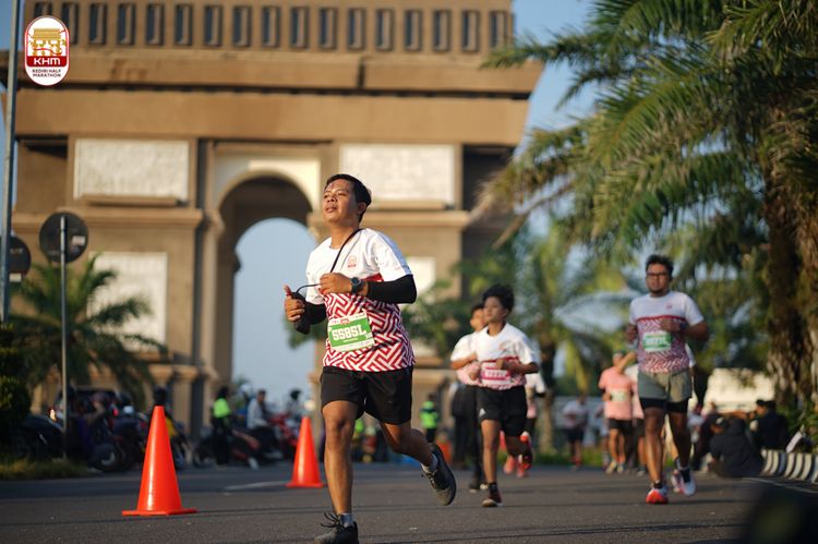 Race photo from Kediri Half Marathon 2024