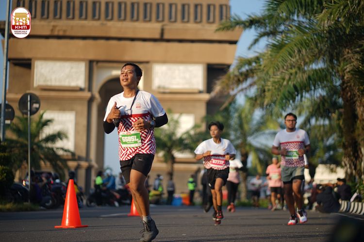 Race photo from Kediri Half Marathon 2024