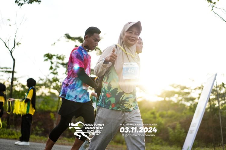 Race photo from Arutmin Borneo Run 2024