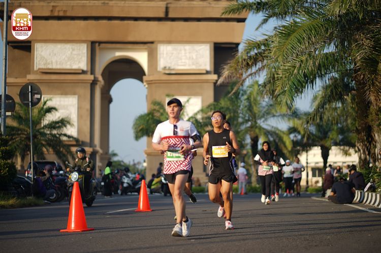 Race photo from Kediri Half Marathon 2024