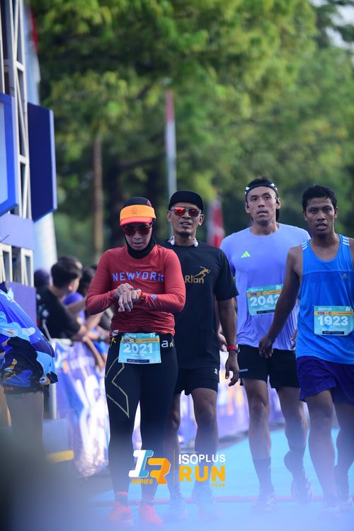 Race photo from Isoplus Run 2024 Surabaya