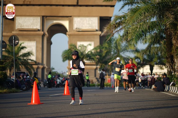 Race photo from Kediri Half Marathon 2024