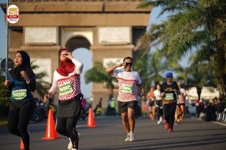 Race photo from Kediri Half Marathon 2024