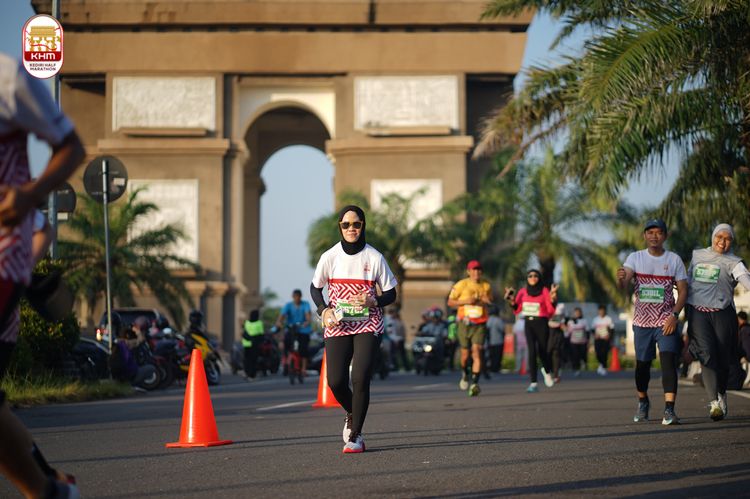 Race photo from Kediri Half Marathon 2024