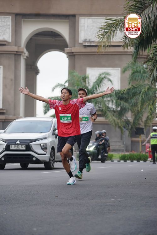 Race photo from Kediri Half Marathon 2025