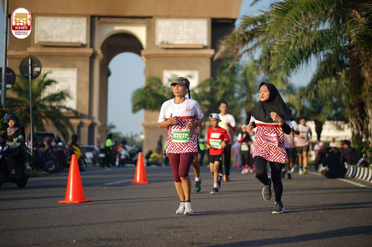 Race photo from Kediri Half Marathon 2024