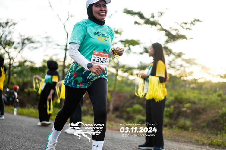 Race photo from Arutmin Borneo Run 2024