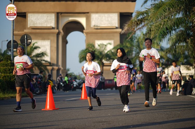 Race photo from Kediri Half Marathon 2024