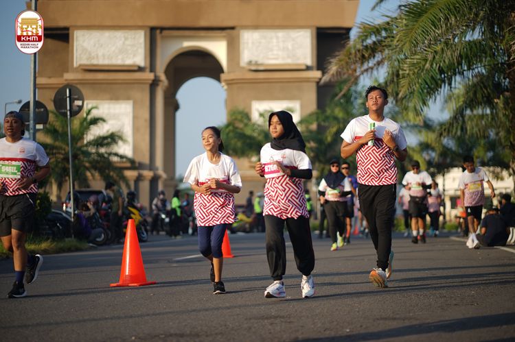 Race photo from Kediri Half Marathon 2024
