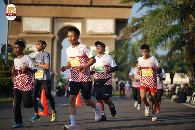 Race photo from Kediri Half Marathon 2024