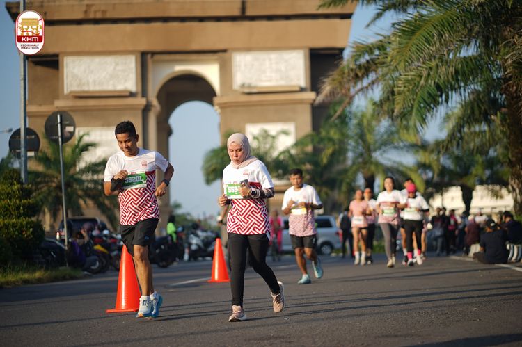 Race photo from Kediri Half Marathon 2024