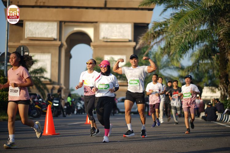 Race photo from Kediri Half Marathon 2024