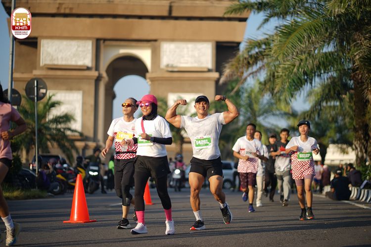 Race photo from Kediri Half Marathon 2024