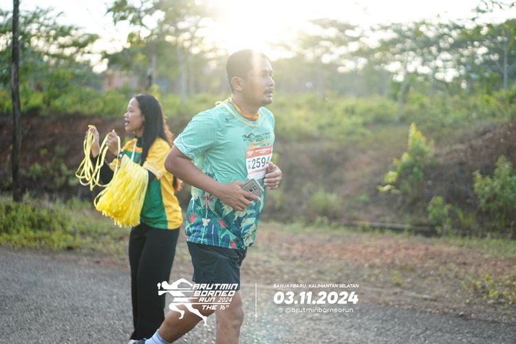 Race photo from Arutmin Borneo Run 2024