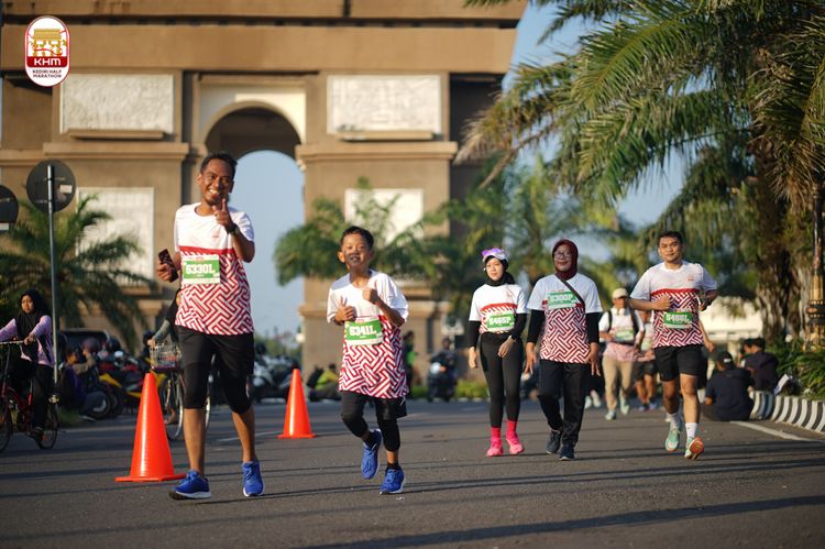 Race photo from Kediri Half Marathon 2024