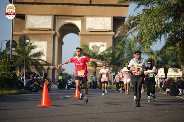 Race photo from Kediri Half Marathon 2024