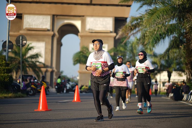 Race photo from Kediri Half Marathon 2024
