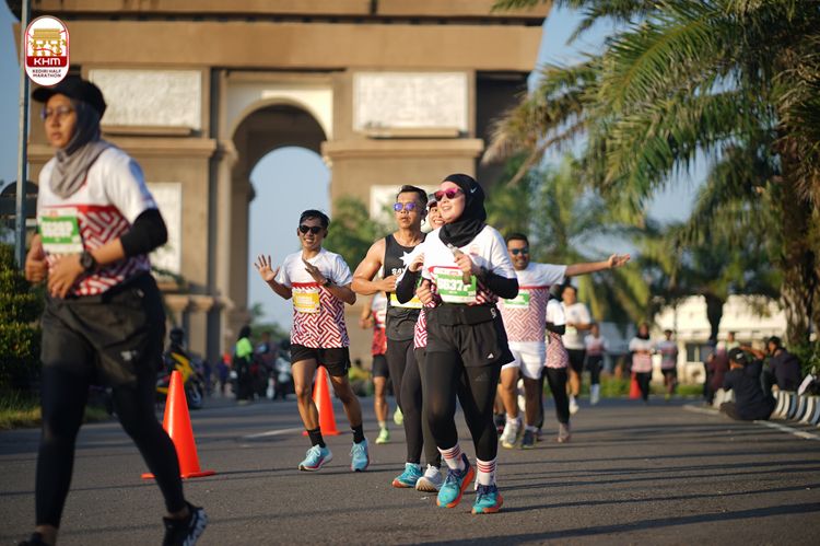 Race photo from Kediri Half Marathon 2024