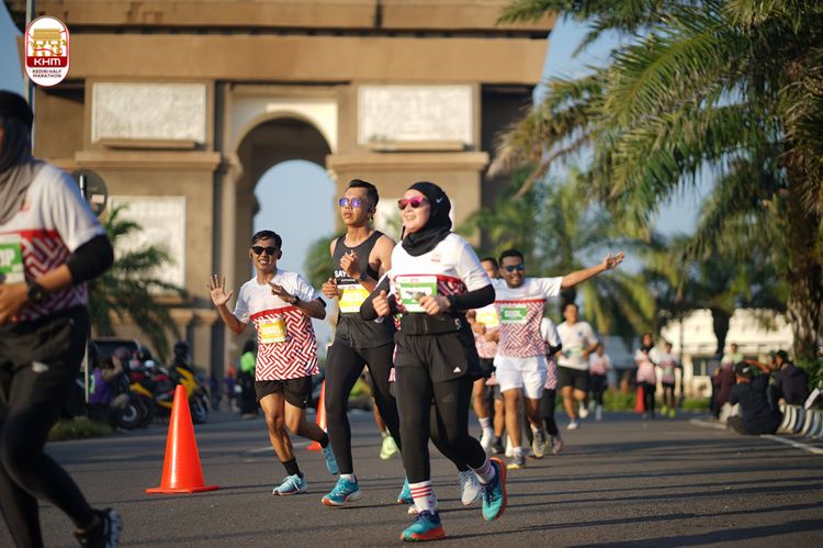 Race photo from Kediri Half Marathon 2024