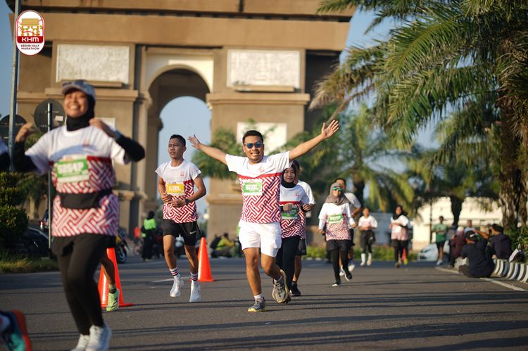 Race photo from Kediri Half Marathon 2024
