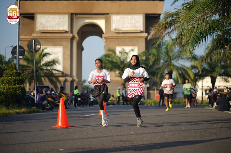 Race photo from Kediri Half Marathon 2024