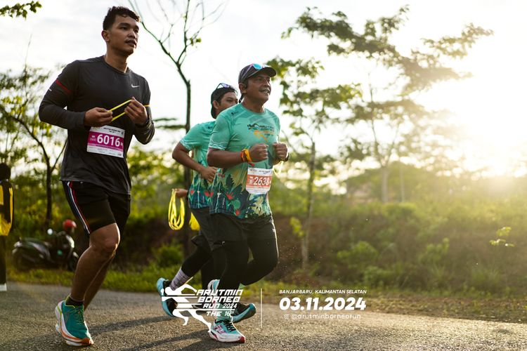 Race photo from Arutmin Borneo Run 2024