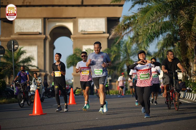 Race photo from Kediri Half Marathon 2024