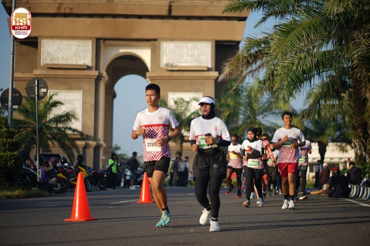 Race photo from Kediri Half Marathon 2024