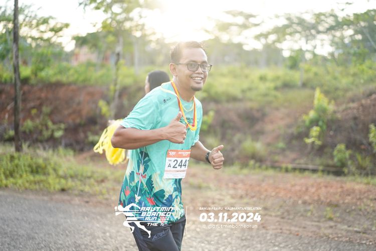 Race photo from Arutmin Borneo Run 2024