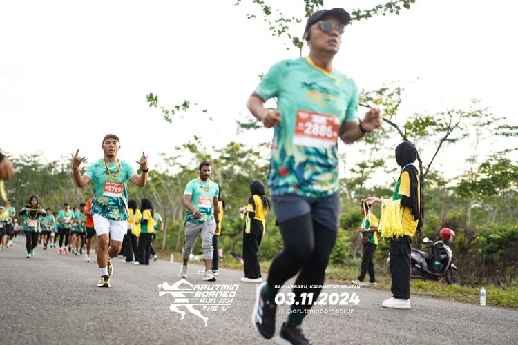 Race photo from Arutmin Borneo Run 2024