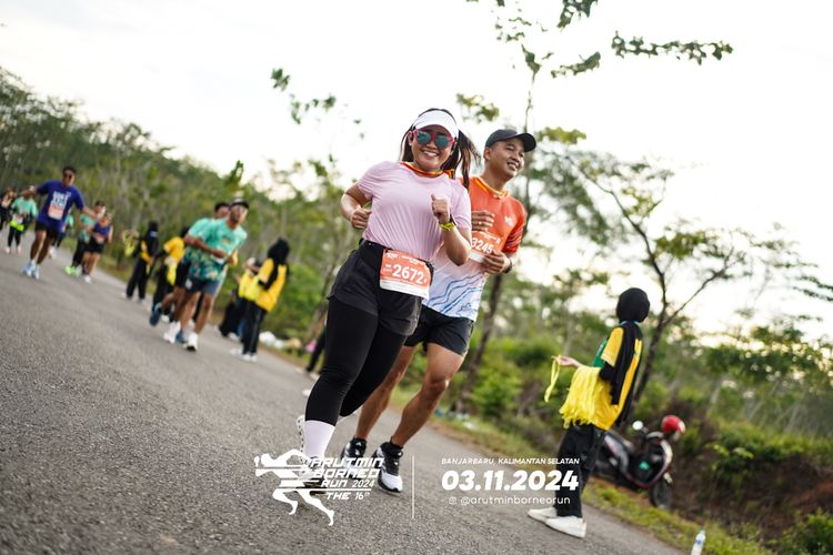 Race photo from Arutmin Borneo Run 2024