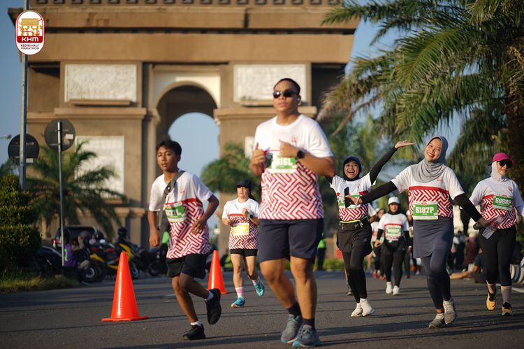 Race photo from Kediri Half Marathon 2024