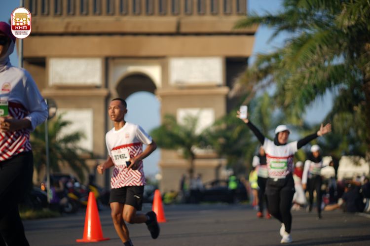 Race photo from Kediri Half Marathon 2024