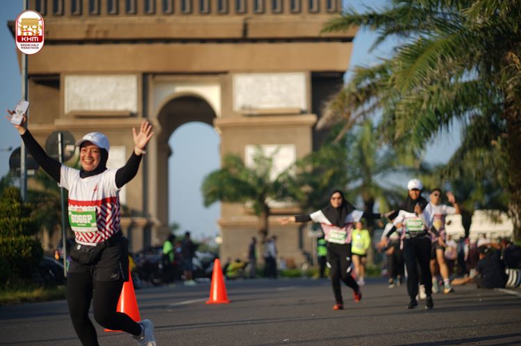Race photo from Kediri Half Marathon 2024