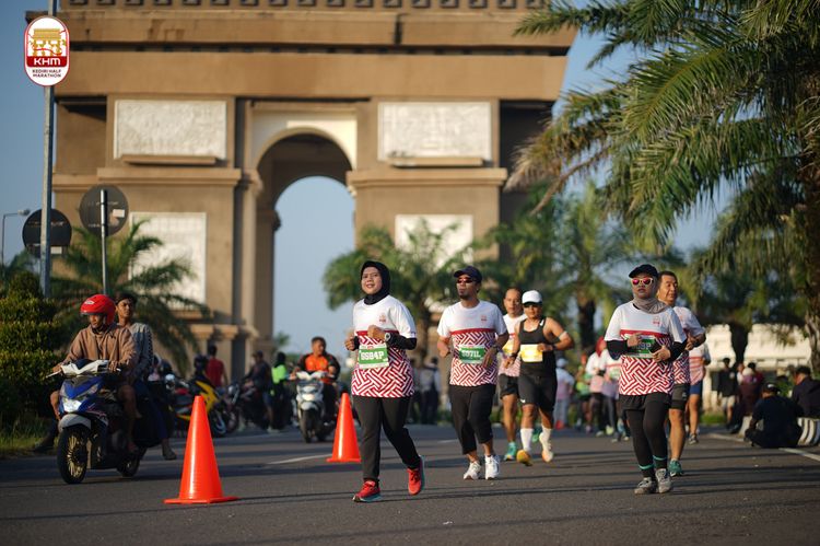 Race photo from Kediri Half Marathon 2024