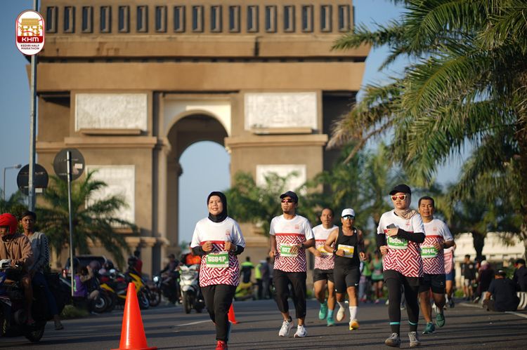 Race photo from Kediri Half Marathon 2024