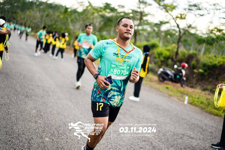 Race photo from Arutmin Borneo Run 2024