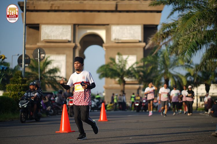 Race photo from Kediri Half Marathon 2024