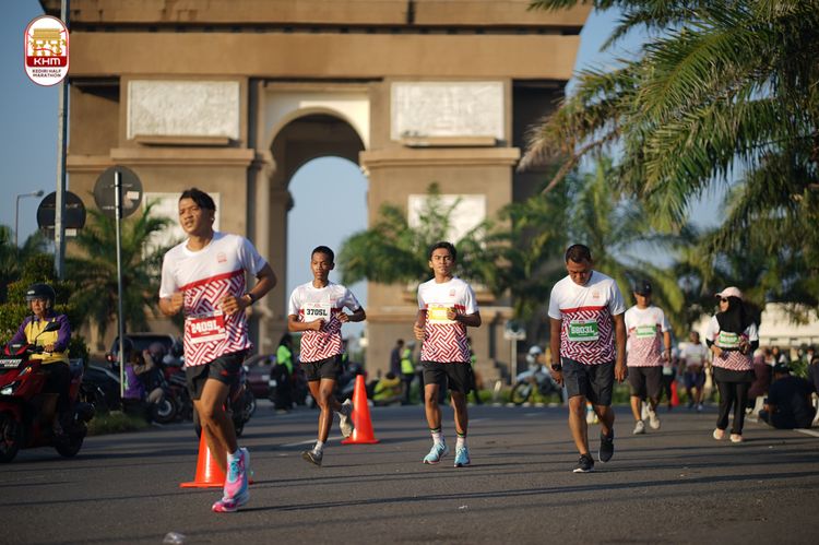 Race photo from Kediri Half Marathon 2024
