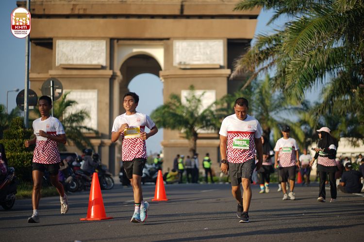 Race photo from Kediri Half Marathon 2024