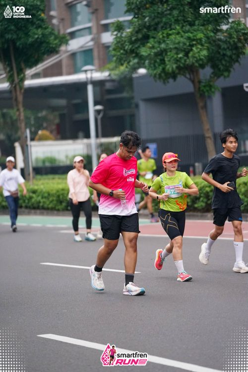 Race photo from Smartfren Run 2025 Vibes