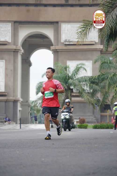 Race photo from Kediri Half Marathon 2025