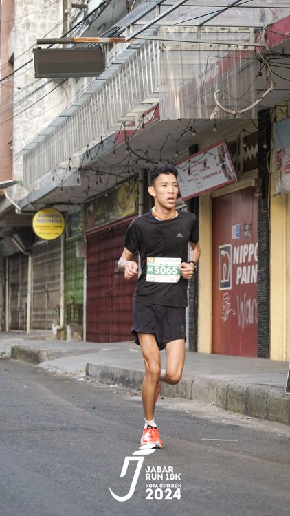 Race photo from Jabar Run 10K 2024