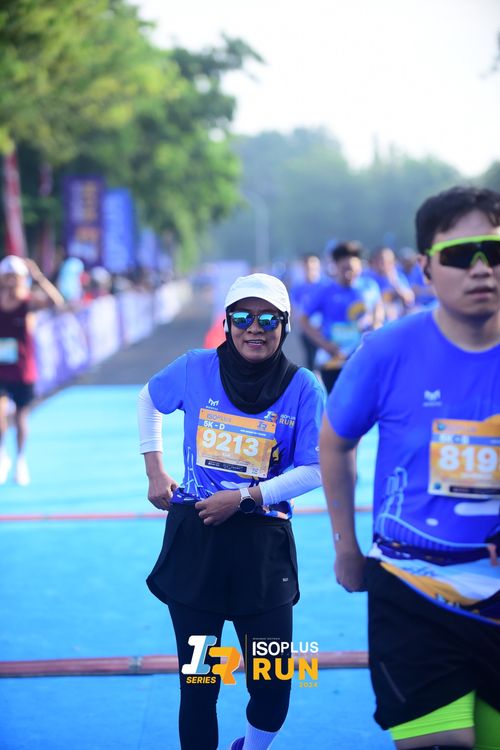 Race photo from Isoplus Run 2024 Surabaya