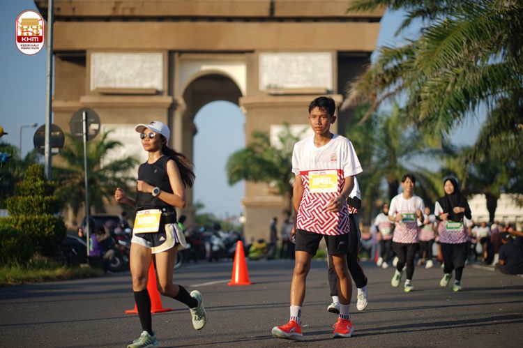 Race photo from Kediri Half Marathon 2024