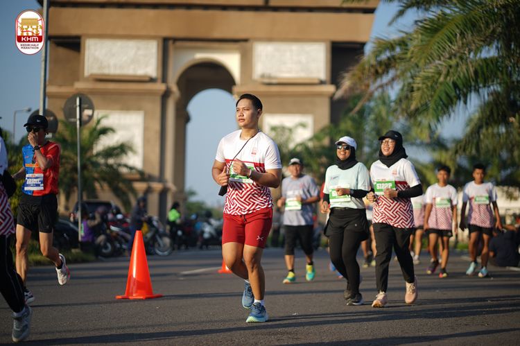 Race photo from Kediri Half Marathon 2024