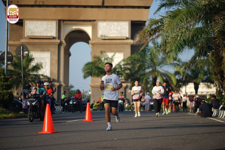 Race photo from Kediri Half Marathon 2024