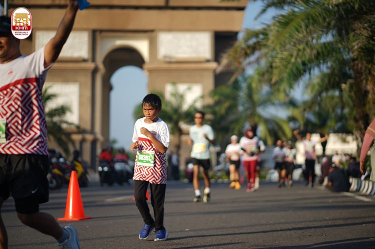 Race photo from Kediri Half Marathon 2024